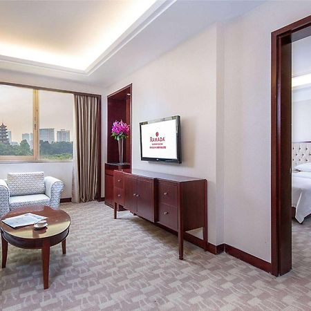 Ramada Shenzhen Baoan Exterior foto