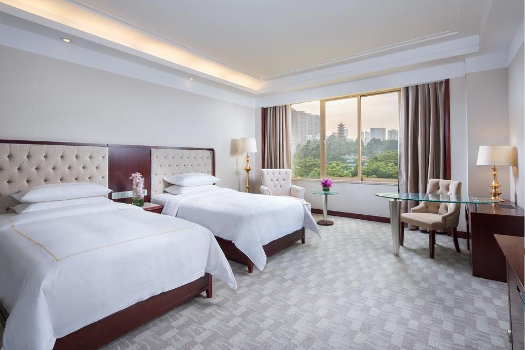 Ramada Shenzhen Baoan Exterior foto